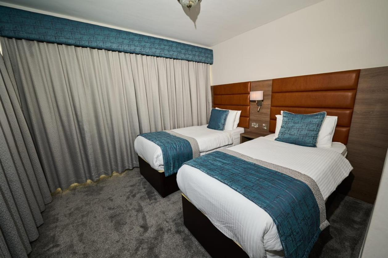 Bushtown Hotel & Spa Колрейн Екстер'єр фото