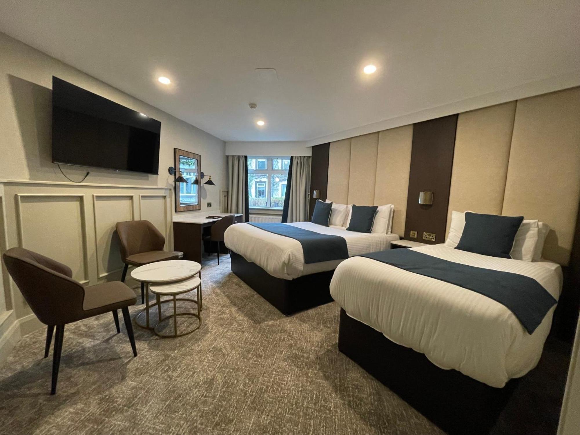 Bushtown Hotel & Spa Колрейн Екстер'єр фото
