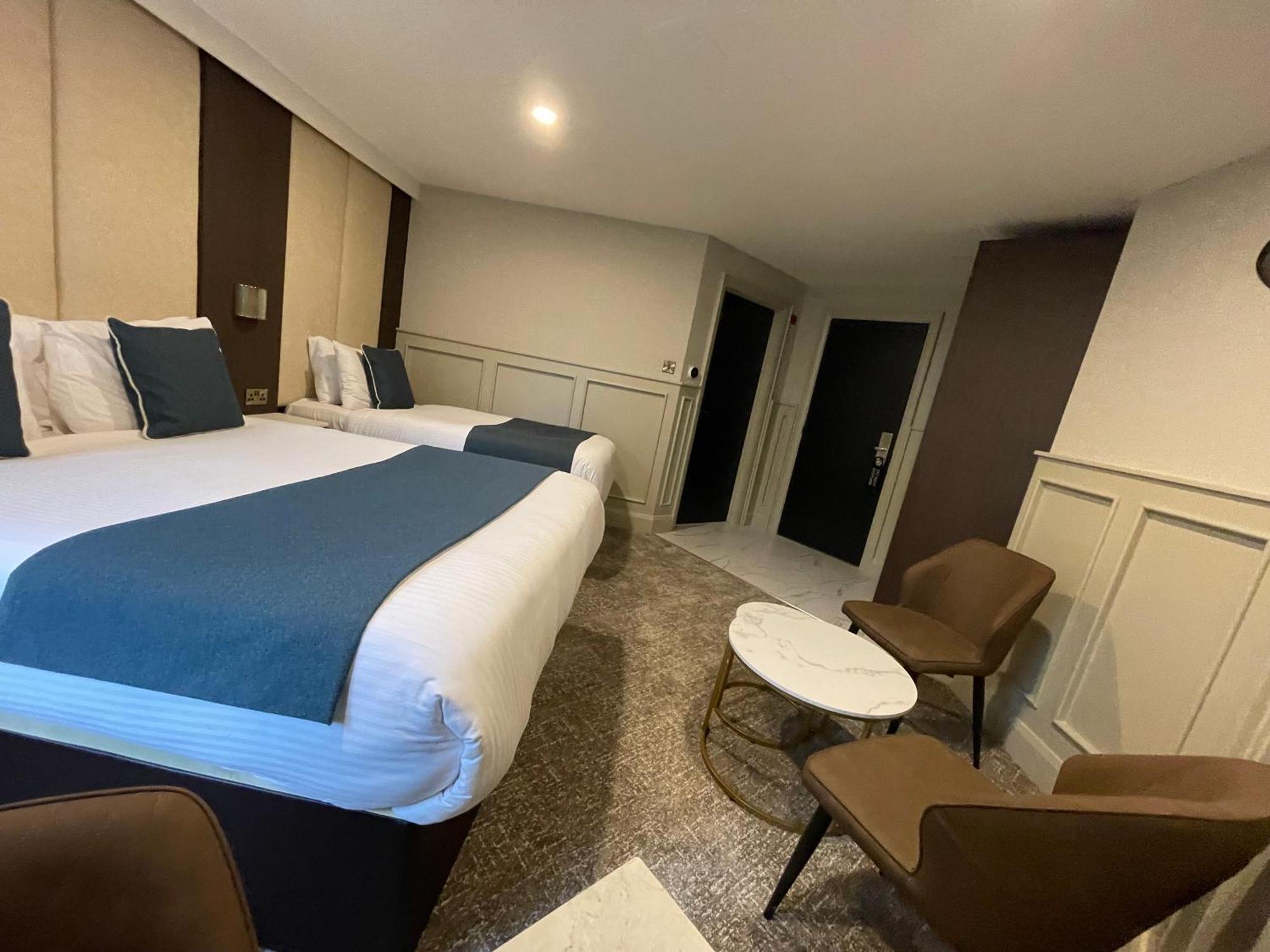 Bushtown Hotel & Spa Колрейн Екстер'єр фото