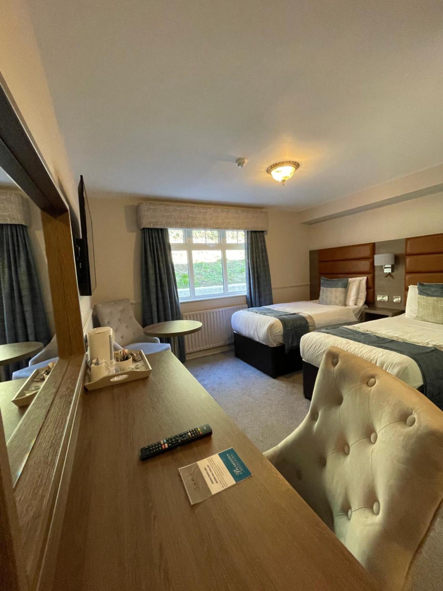 Bushtown Hotel & Spa Колрейн Екстер'єр фото